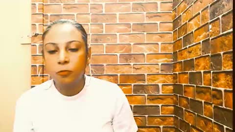 indian_spice_girl online show from June 7, 9:35 am