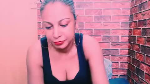 indian_spice_girl online show from July 19, 9:02 am