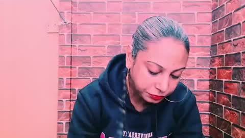 indian_spice_girl online show from July 20, 7:44 am