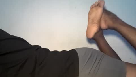 Snapshot of indian_student_for_milfs chatting on June 16, 1:14 pm indian_student_for_milfs online show from June 16, 1:14 pm