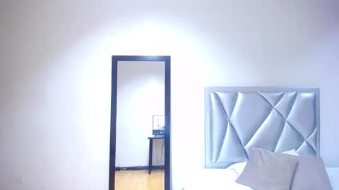 Snapshot of indian_whore18 chatting on February 14, 3:43 am indian_whore18 online show from February 14, 3:43 am