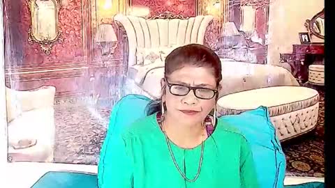 Snapshot of indianallure chatting on April 13, 5:46 am Femiez online show from April 13, 5:46 am