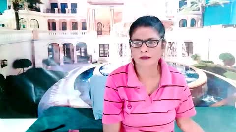 Snapshot of indianallure chatting on May 25, 6:08 am Femiez online show from May 25, 6:08 am