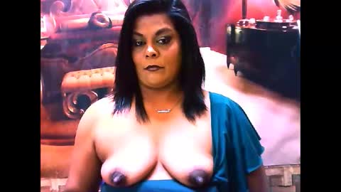 Snapshot of indiancherrypie chatting on May 7, 5:35 am indiancherrypie online show from May 7, 5:35 am