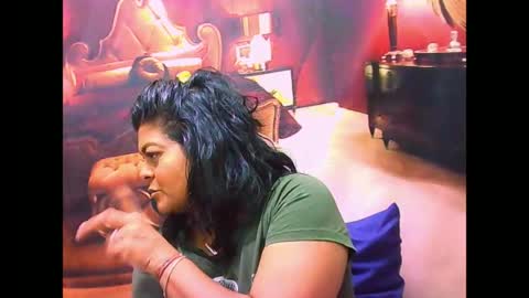 Snapshot of indiancherrypie chatting on June 19, 5:45 am indiancherrypie online show from June 19, 5:45 am