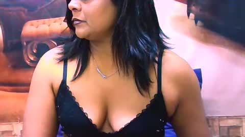 Snapshot of indiancherrypie chatting on June 26, 6:40 am indiancherrypie online show from June 26, 6:40 am