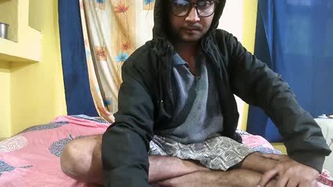 Snapshot of indiancumking chatting on January 2, 10:48 am inindiancumking online show from January 2, 10:48 am