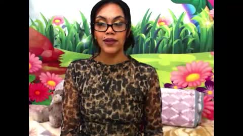 Lia online show from November 9, 4:05 pm