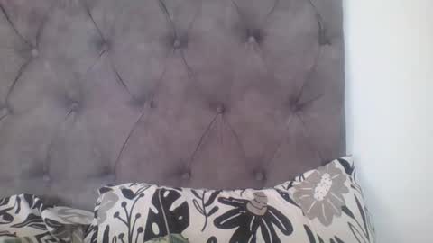 priya online show from February 1, 9:00 am