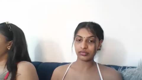 Snapshot of indianpandora chatting on November 10, 6:23 am indianpandora online show from November 10, 6:23 am