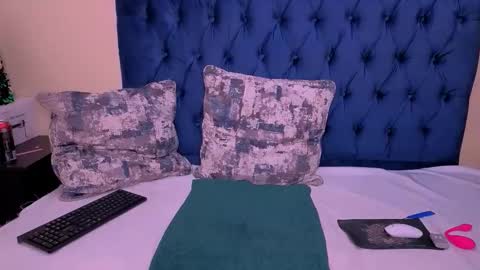 Mishka online show from December 17, 5:41 pm