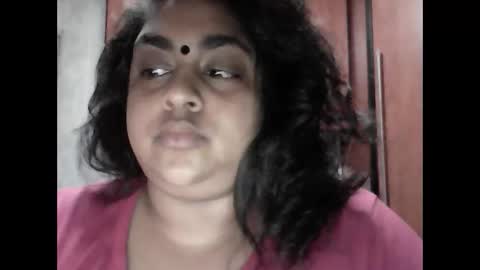 indianpooja1027 online show from December 15, 7:29 pm