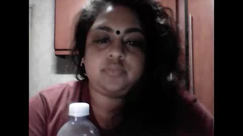 indianpooja1027 online show from May 8, 8:25 pm