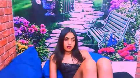 indianpretty1 online show from November 30, 8:18 am