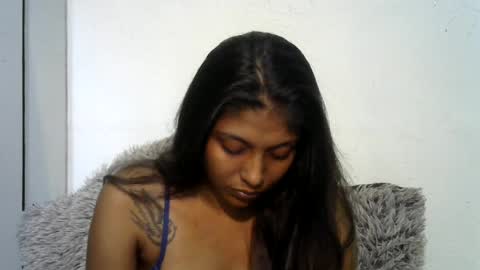 Snapshot of indianqtpie6 chatting on June 16, 6:43 pm indianqtpie6 online show from June 16, 6:43 pm