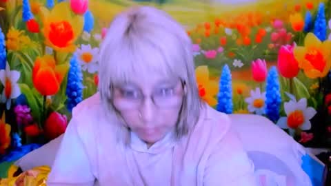 Snapshot of indianroxy27 chatting on July 1, 5:34 pm indianroxy27 online show from July 1, 5:34 pm