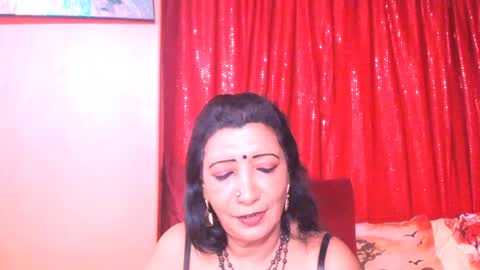 Snapshot of indiansarika65 chatting on July 14, 6:02 pm indiansarika65 online show from July 14, 6:02 pm