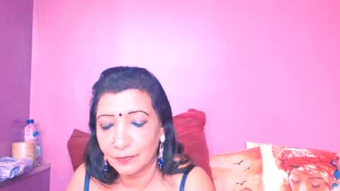 Snapshot of indiansarika65 chatting on July 21, 4:53 pm indiansarika65 online show from July 21, 4:53 pm