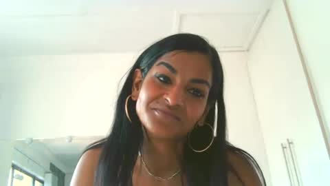 Snapshot of indiansavage1 chatting on June 18, 11:25 am rani online show from June 18, 11:25 am