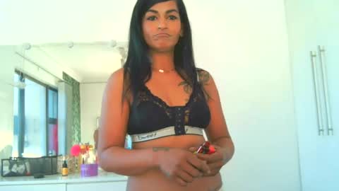 Snapshot of indiansavage1 chatting on June 19, 5:45 am rani online show from June 19, 5:45 am