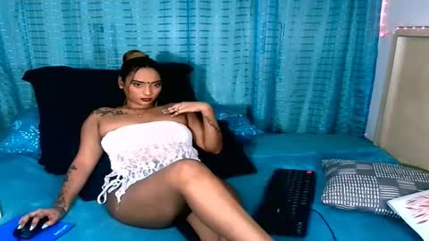 Snapshot of indiansecretlove20 chatting on April 13, 7:41 pm goddess online show from April 13, 7:41 pm