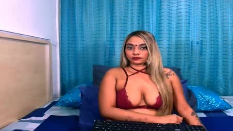 Snapshot of indiansecretlove20 chatting on July 13, 8:33 pm goddess online show from July 13, 8:33 pm