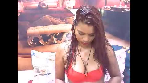 indiansexyass4u2luv online show from January 11, 3:52 pm