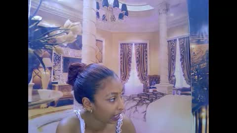 Snapshot of indiansexybutt4u2luv chatting on March 1, 7:10 am indiansexybutt4u2luv online show from March 1, 7:10 am