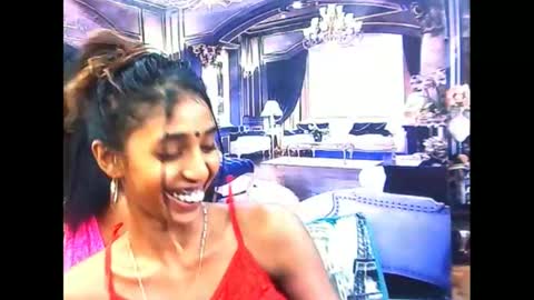 indiansexyslender4u2luv online show from November 1, 7:21 am