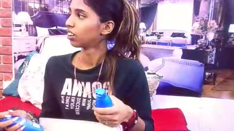 indiansexyslender4u2luv online show from November 24, 5:29 am