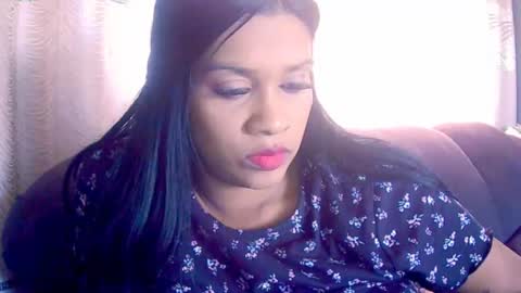 indiansexyy21 online show from July 22, 10:40 am