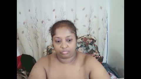Snapshot of indiantasha chatting on May 15, 8:21 am indiantasha online show from May 15, 8:21 am