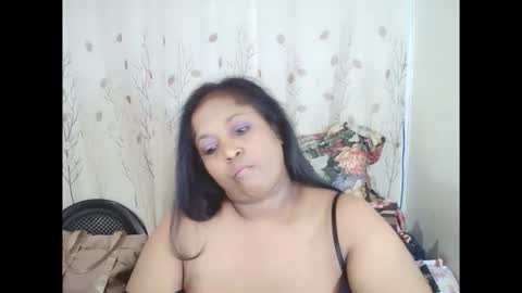 Snapshot of indiantasha chatting on June 1, 5:47 pm indiantasha online show from June 1, 5:47 pm