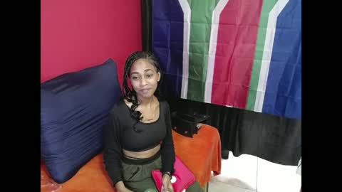indianvixen07 online show from June 16, 4:53 pm