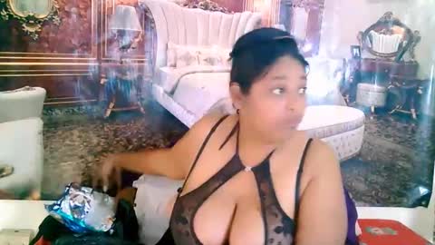 Snapshot of indianyummy chatting on October 9, 5:27 am Kajol online show from October 9, 5:27 am