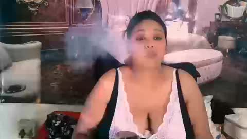 Snapshot of indianyummy chatting on October 21, 5:08 am Kajol online show from October 21, 5:08 am