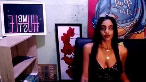Snapshot of indianzaraxxx chatting on May 31, 7:37 am Indianzara online show from May 31, 7:37 am