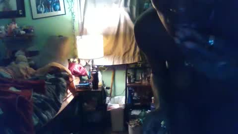 Snapshot of indigo_scorpio chatting on May 8, 7:25 am indigo_scorpio online show from May 8, 7:25 am