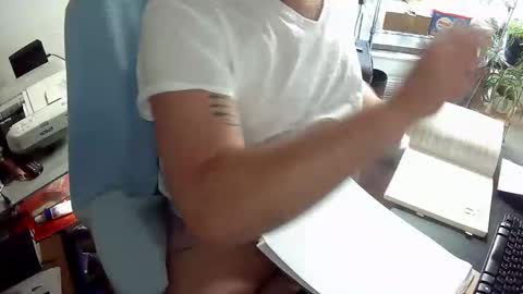 Snapshot of indigolvr chatting on May 11, 2:28 am BroLOU online show from May 11, 2:28 am