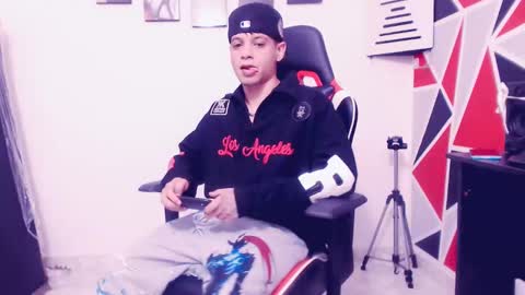 Snapshot of indomitablebeast chatting on September 23, 4:48 am matias online show from September 23, 4:48 am