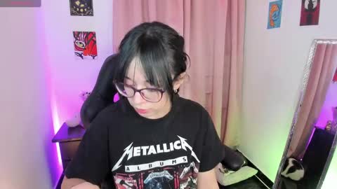 Snapshot of indra_cam chatting on September 24, 4:05 am Diana online show from September 24, 4:05 am