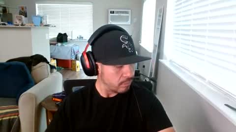 Snapshot of indyman2084 chatting on June 14, 1:46 pm indyman2084 online show from June 14, 1:46 pm