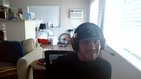 Snapshot of indyman2084 chatting on June 16, 1:08 am indyman2084 online show from June 16, 1:08 am