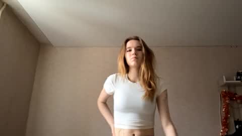 Snapshot of inespacheco chatting on April 3, 12:36 pm Sofia online show from April 3, 12:36 pm