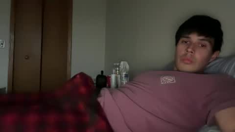 Snapshot of infamouslucas chatting on December 16, 10:03 pm Lucas online show from December 16, 10:03 pm