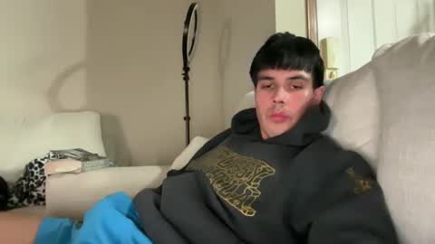 Snapshot of infamouslucas chatting on December 27, 10:59 pm Lucas online show from December 27, 10:59 pm