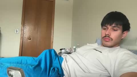 Snapshot of infamouslucas chatting on January 20, 6:10 pm Lucas online show from January 20, 6:10 pm