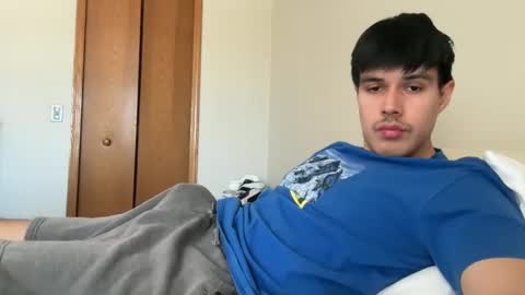 Snapshot of infamouslucas chatting on February 16, 7:05 pm Lucas online show from February 16, 7:05 pm