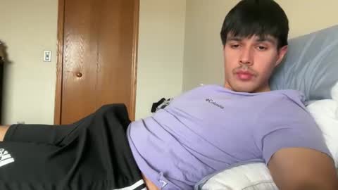 Snapshot of infamouslucas chatting on February 25, 8:30 pm Lucas online show from February 25, 8:30 pm