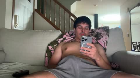 Snapshot of infamouslucas chatting on October 16, 2:45 am Lucas online show from October 16, 2:45 am